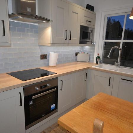Delightful Cottage In Sandwich - One Bedroom Экстерьер фото